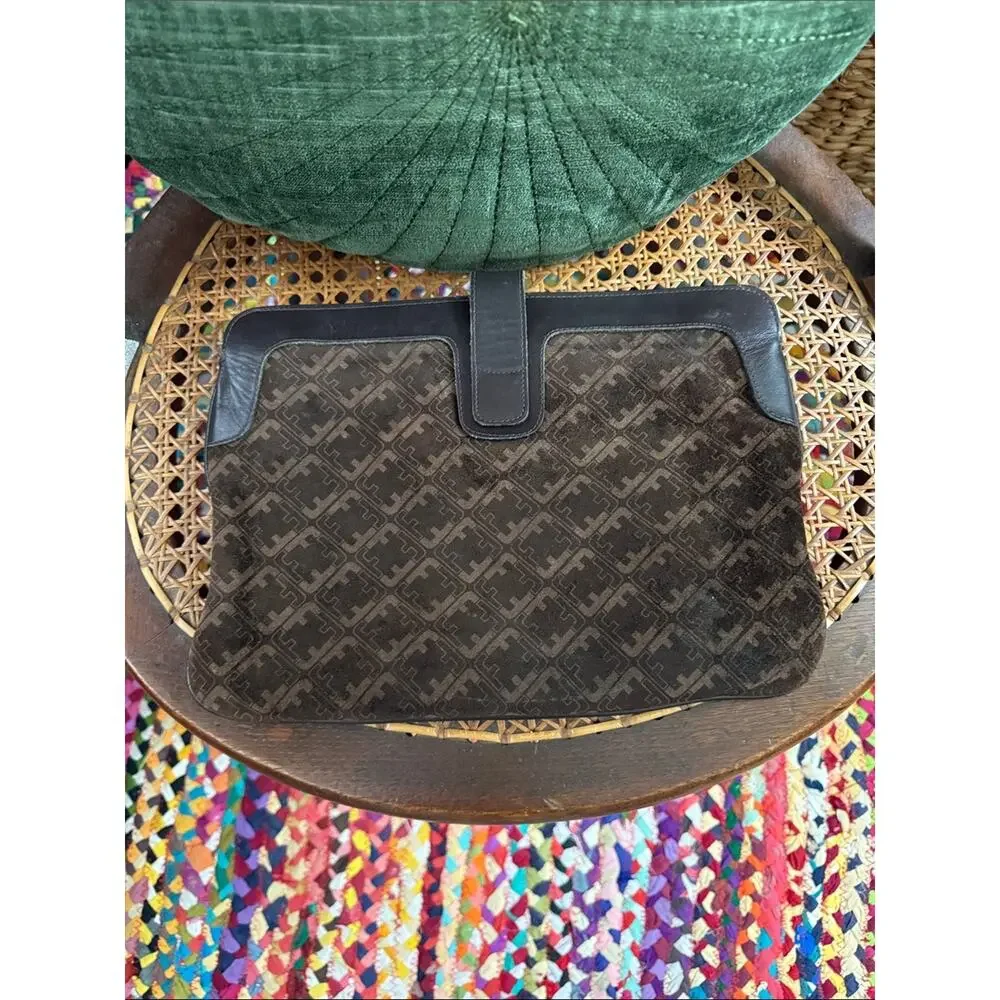 Vintage 70s/80s Salvatore Ferragamo Brown Suede Classic Boho Hippie Clutch Bag